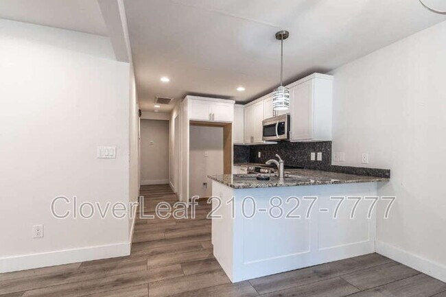 Building Photo - 116 Naylor St