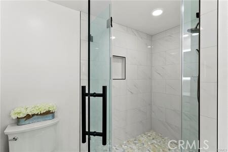 Building Photo - 5 Argo