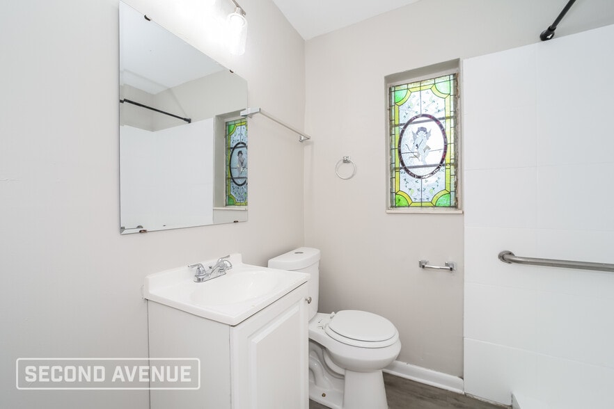 Building Photo - 5129 Portsmouth Ave