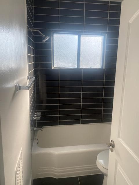 Building Photo - 5623-5633 Venice Blvd.