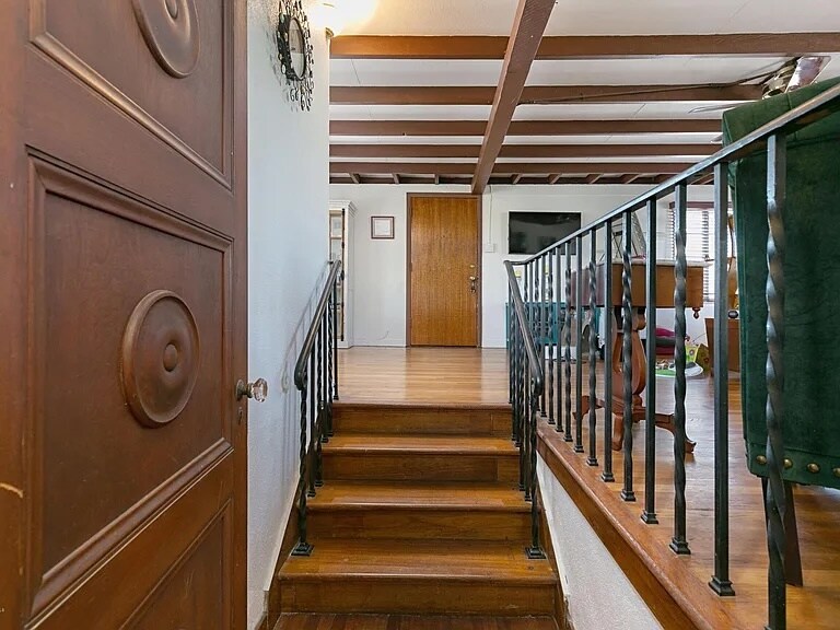 hall way - 494 N Craig Ave