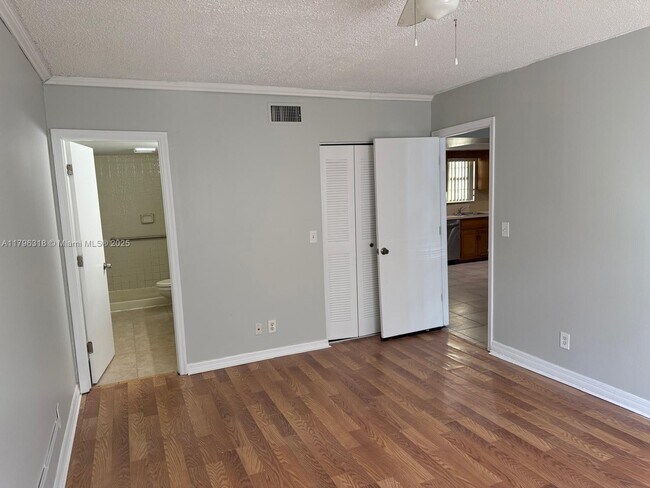 Building Photo - 2323 Linton Ridge Cir