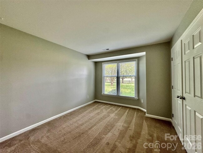 Building Photo - 10240 Rose Meadow Ln