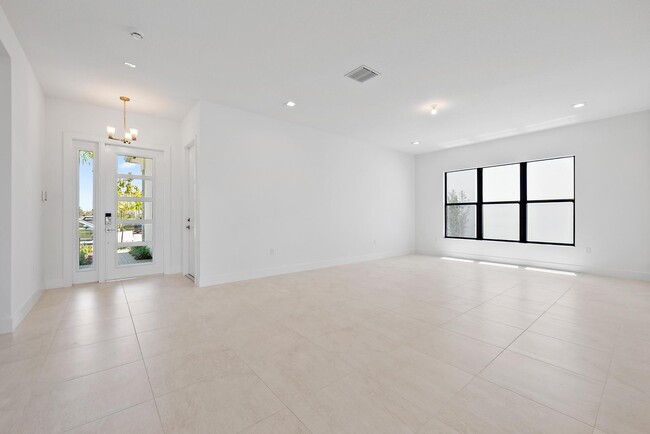 Building Photo - 20471 Southernwood Ave