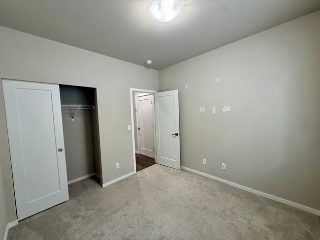 Building Photo - Renton Home