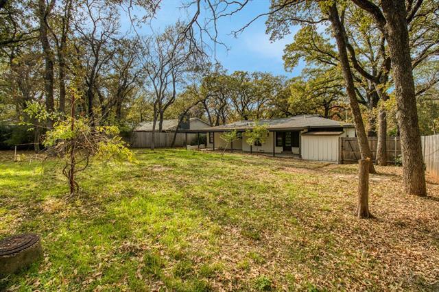 Building Photo - 805 Ross Trail