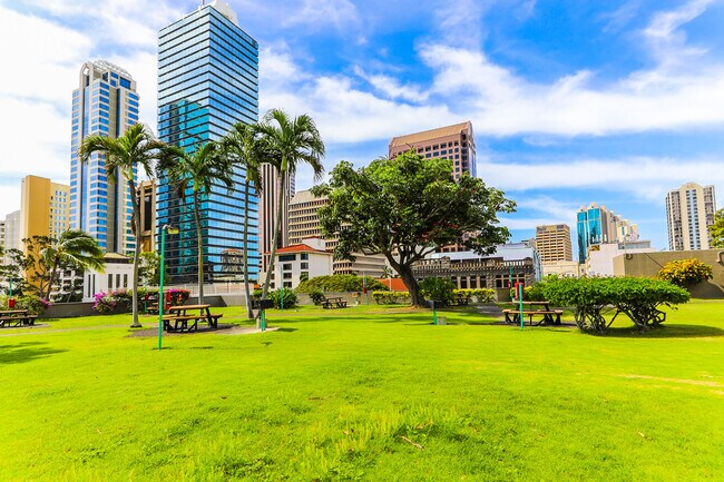 Building Photo - 55 S Kukui St