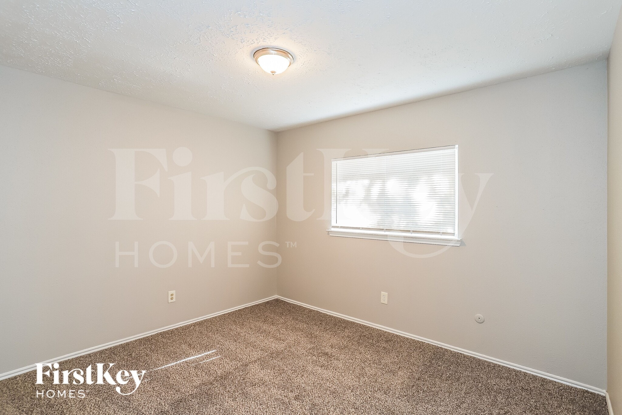 Building Photo - 2606 Olster Dr