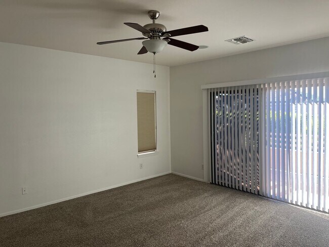 Building Photo - 14361 W Maui Ln