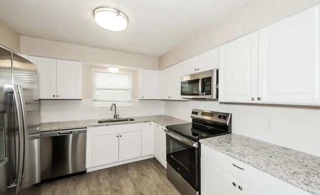 Building Photo - 34314 27th Ave SW