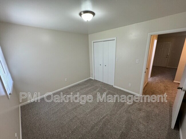 Building Photo - 3539 Waynesville Rd