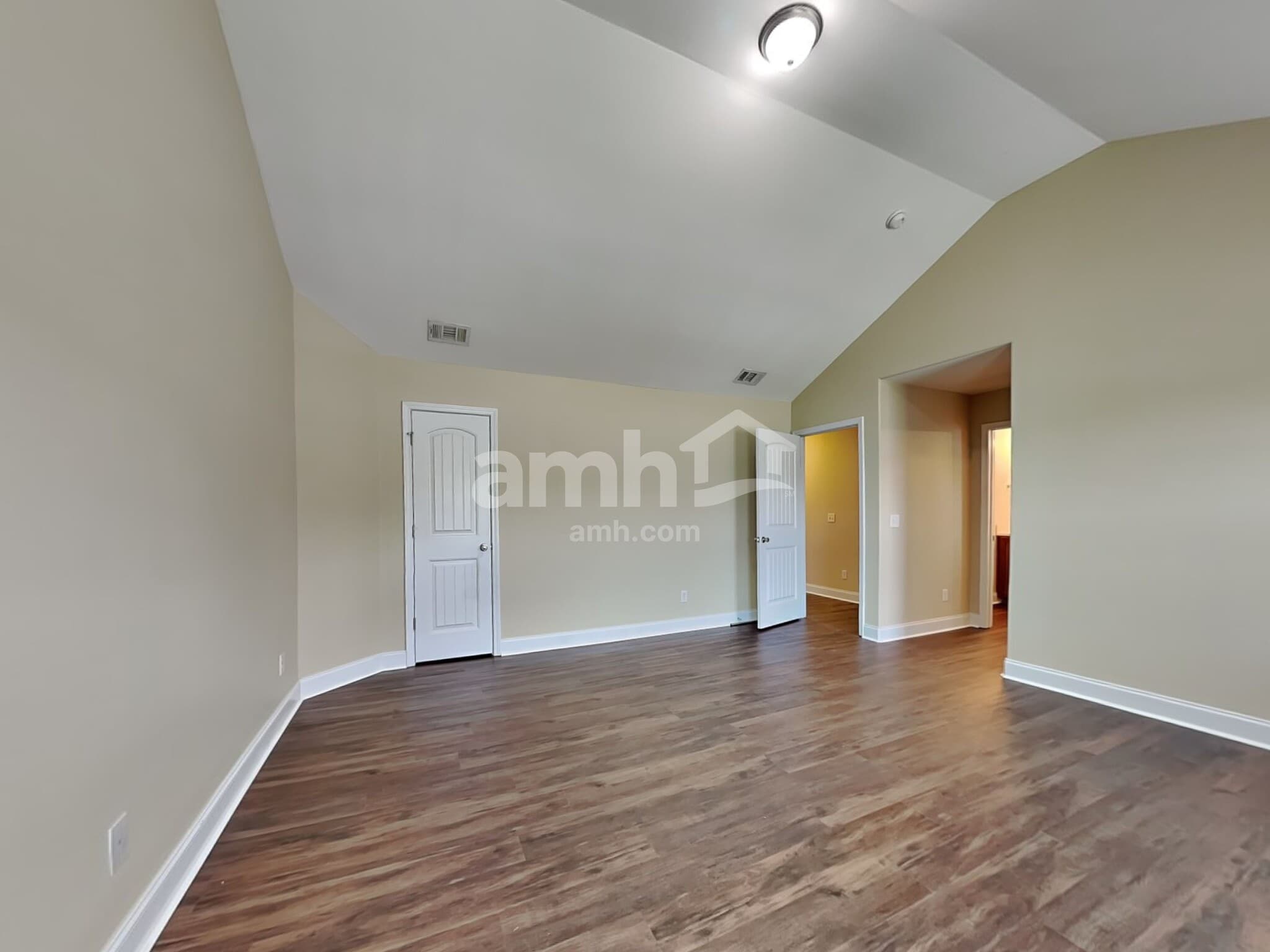 Building Photo - 3 Fiore Dr