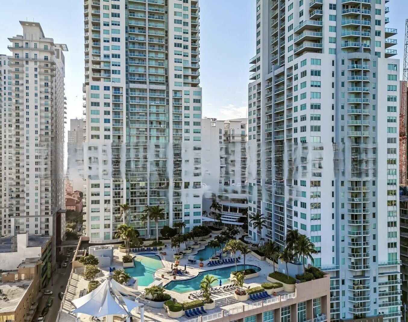 Building Photo - 253 NE 2nd St