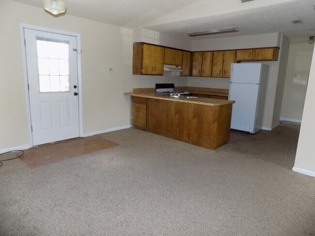 Building Photo - 3553 Studstill Rd