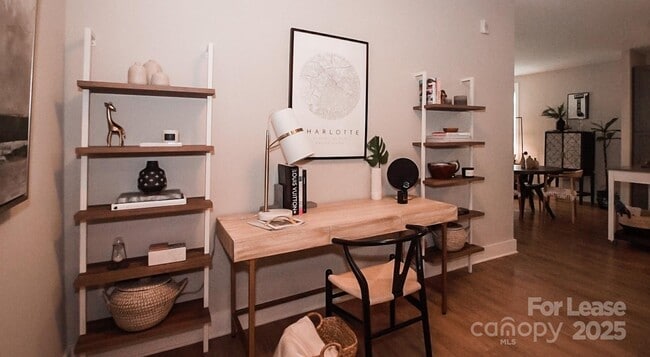 Building Photo - 6408 Providence Farm Ln