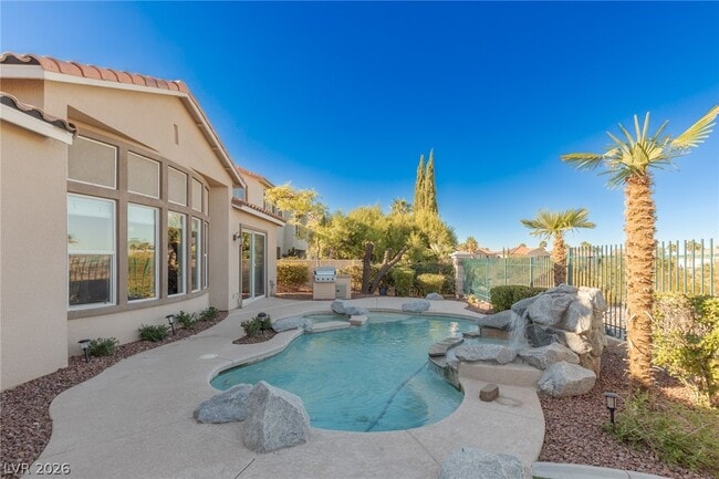 Building Photo - 2749 Botticelli Dr