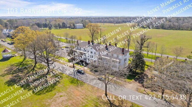 Building Photo - 103 Barnhardt Cir