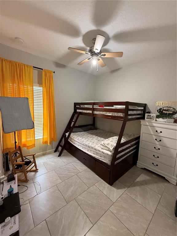 Building Photo - 453 Disa Dr