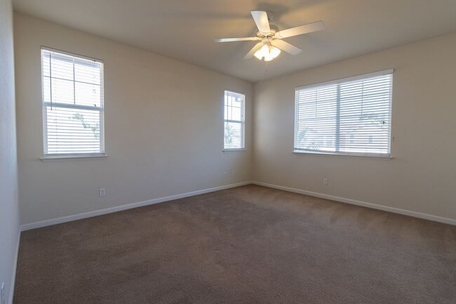 Building Photo - GREAT PRICE!!!- Mountain House-A Commuter'...