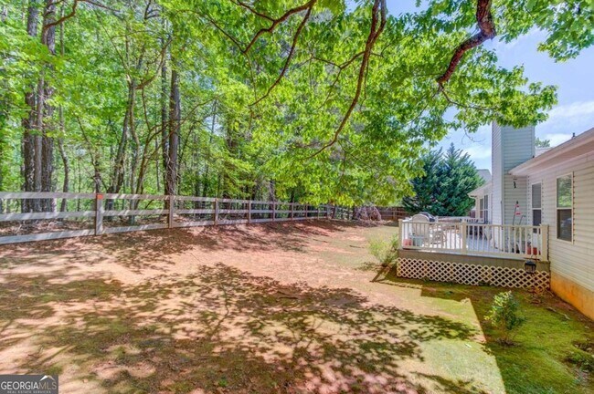 Building Photo - 3314 Banks Mountain Dr