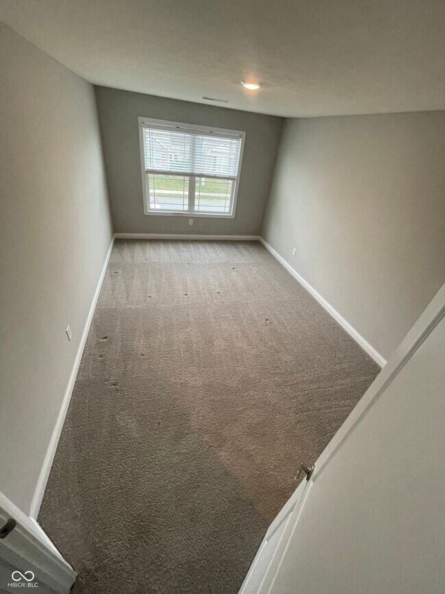 Building Photo - 7352 Doyal Dr