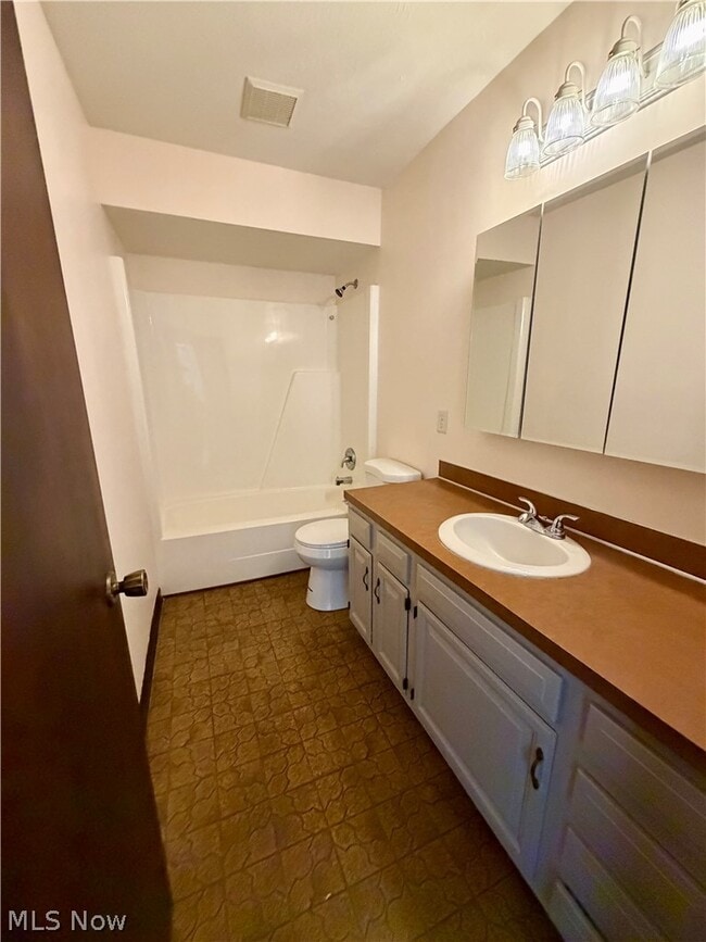 Building Photo - 6218 Island Dr NW