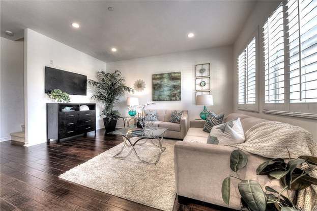 Building Photo - 31 Quartet-