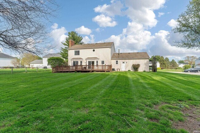 Building Photo - 51595 Harvester Dr