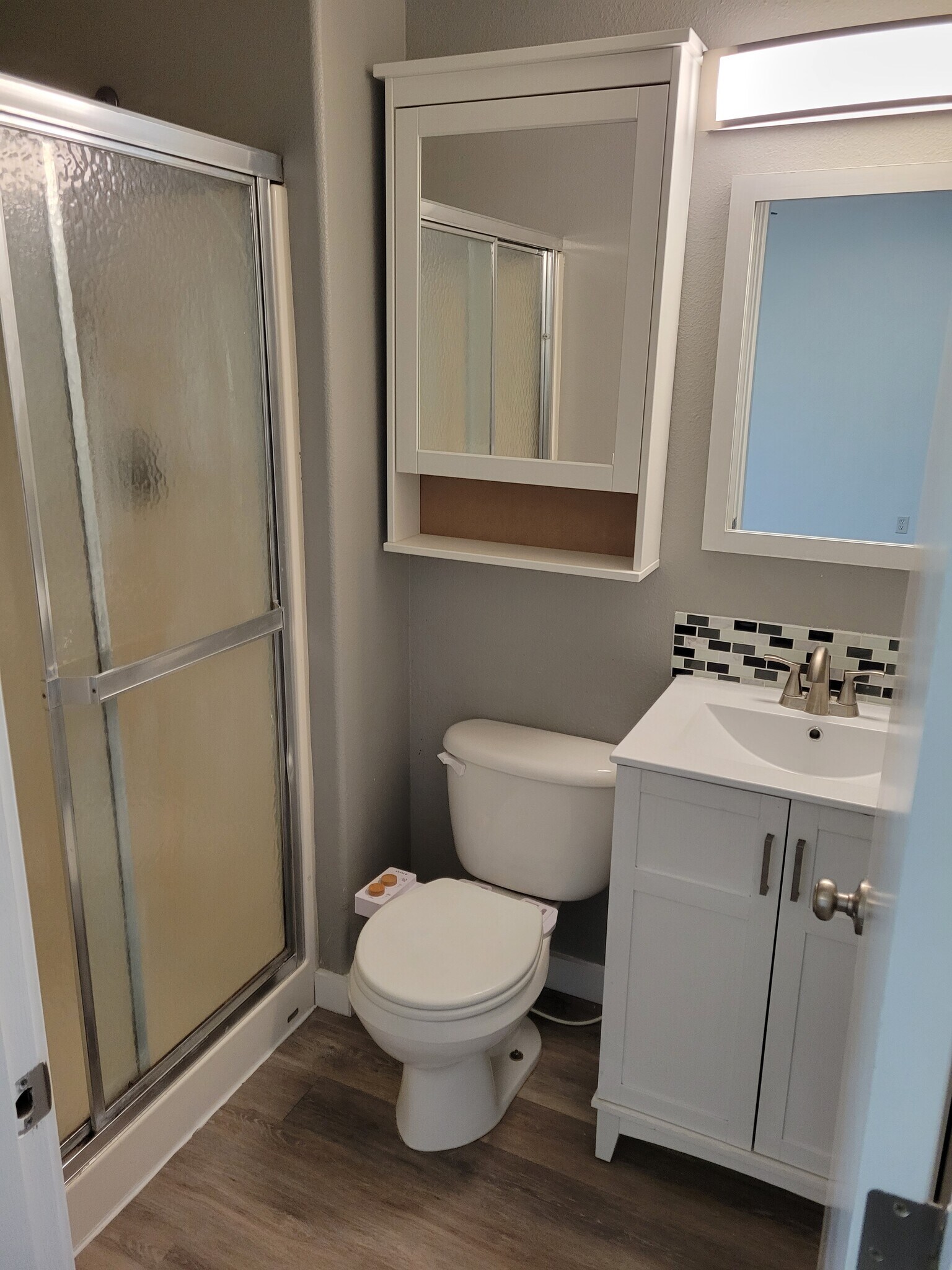 Master Bath - 15503 NE 83RD ST
