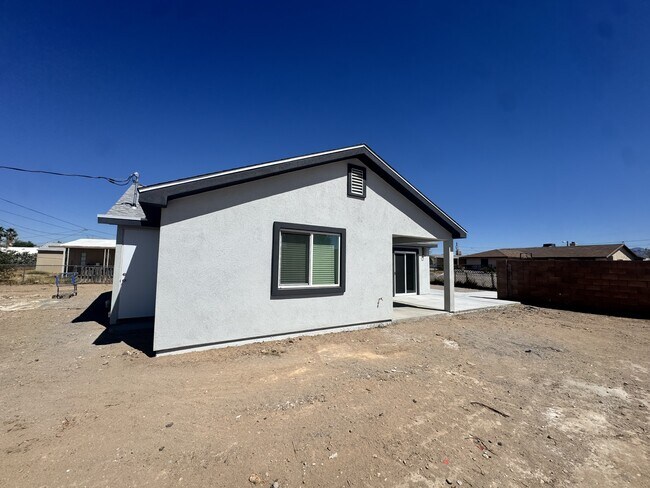 Building Photo - 5657 Rocky Rd