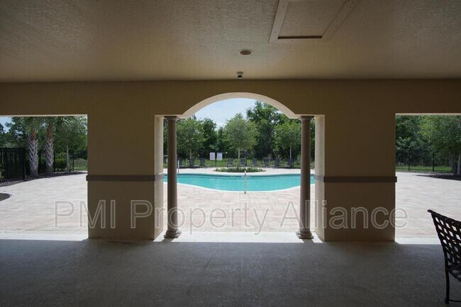 Building Photo - 12135 Carson Dr