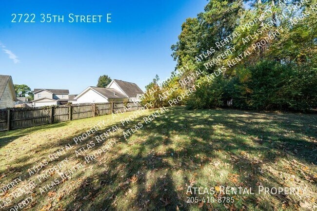 Building Photo - 2722 35th St E