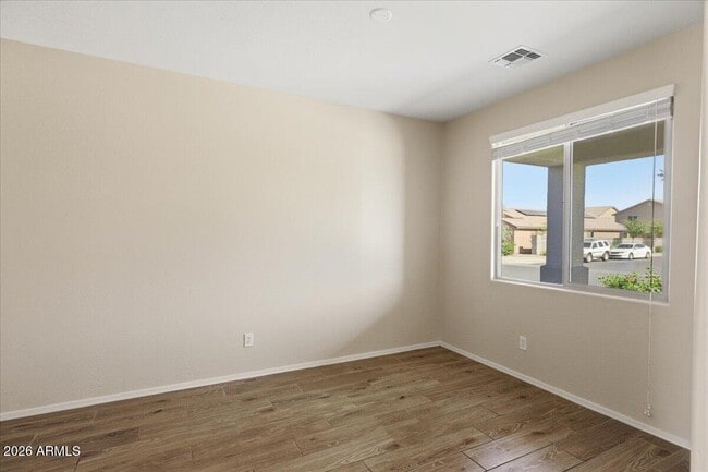 Building Photo - 7119 W Golden Ln