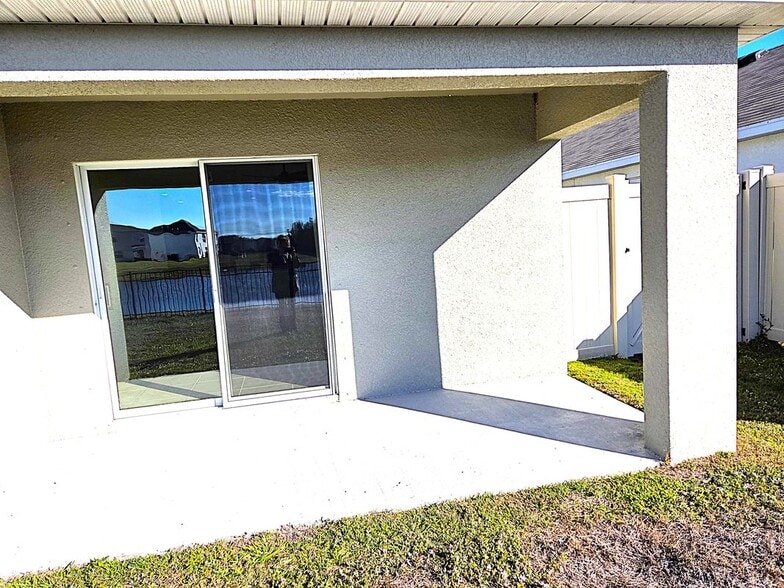 Building Photo - 12183 High Rock Wy