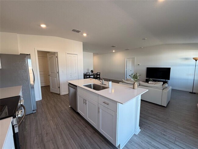 Building Photo - 4813 NW 11th St