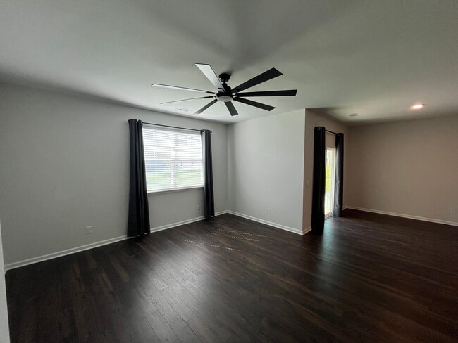 Building Photo - 108 Buttermere Wy