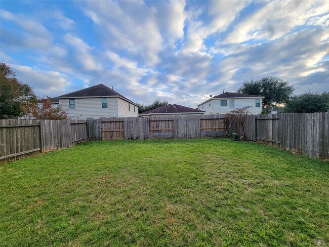 Building Photo - 20759 Cypress Crescent Ln