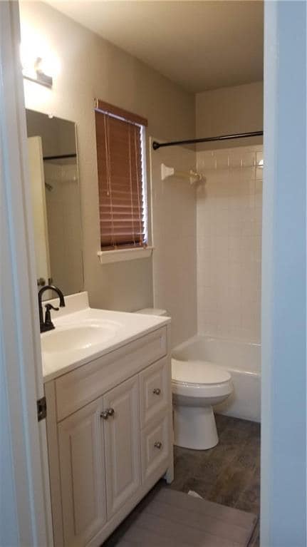 Building Photo - 1011 Markham Ln