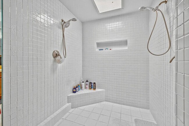 Building Photo - 79090 Barwick Pl