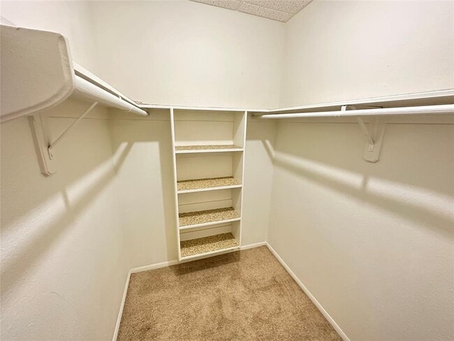 Building Photo - 801 6th St N