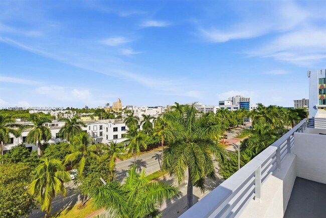 Building Photo - 421 Meridian Ave