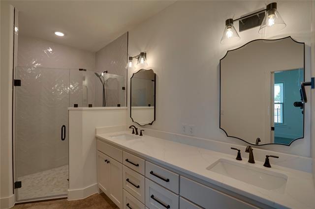 Building Photo - 211 Wood Ct