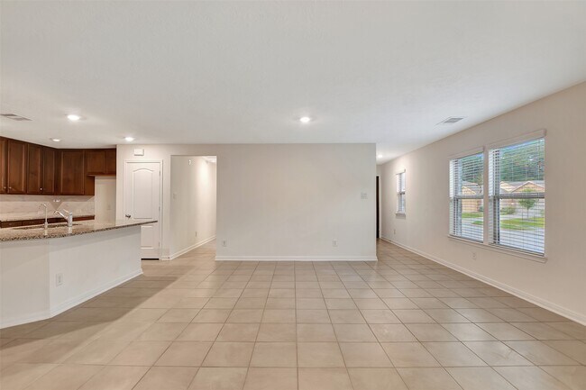 Building Photo - 9403 Castillo Ct