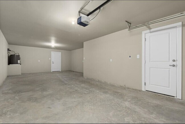 Building Photo - 15770 Old Conroe Rd