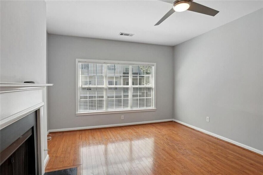 Building Photo - 206 Spring Heights Ln