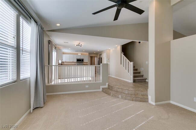 Building Photo - 25 Precipice Ct