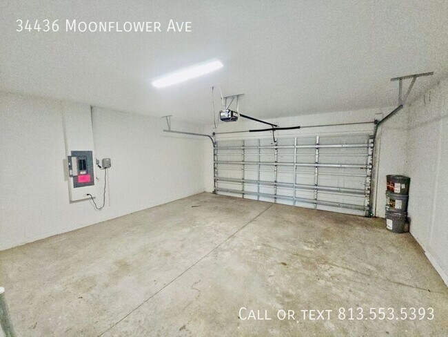 Building Photo - 34436 Moonflower Ave