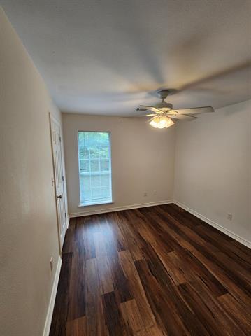 Building Photo - 514 TX-11