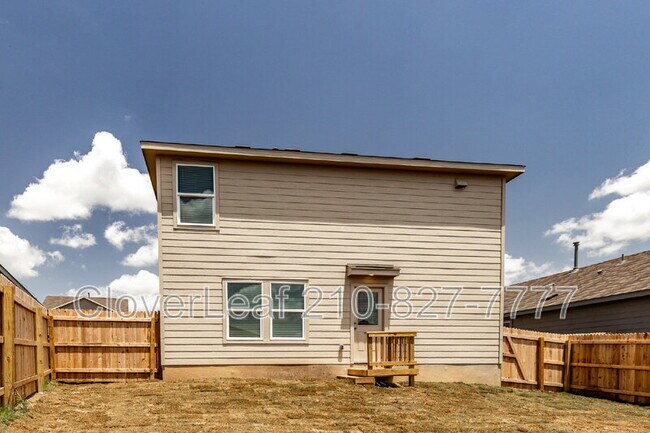 Building Photo - 14018 Piglet Trl