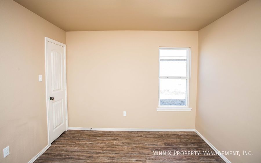 Building Photo - 2508 N Avenue P